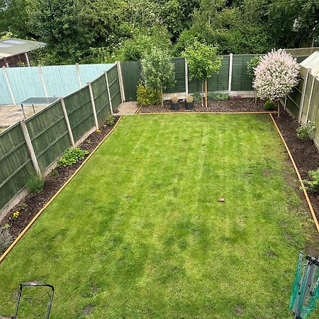 Hinckley Home Sleeps 5 Complete House Leicester Exteriör bild